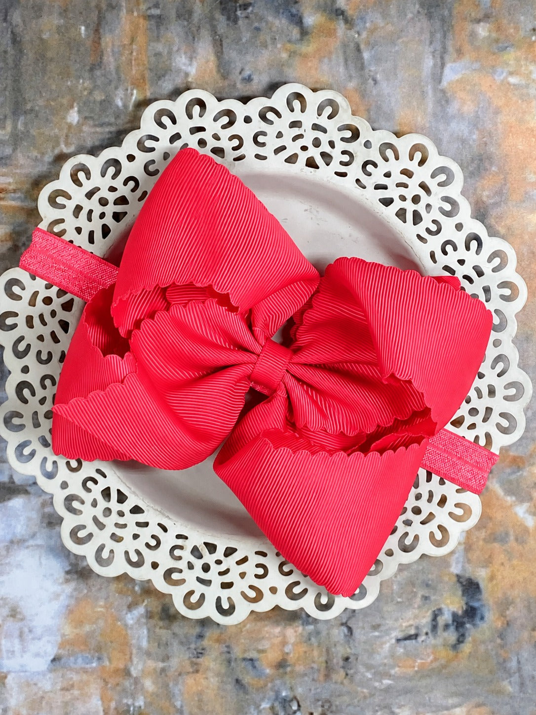 5.5" Oversize Scalloped Hair Bow | Clip or Headband