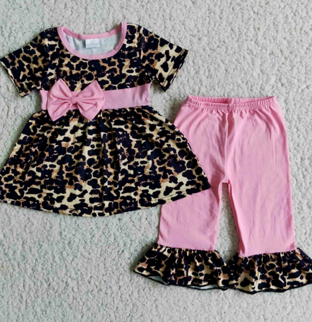 Cutest leopard pant set