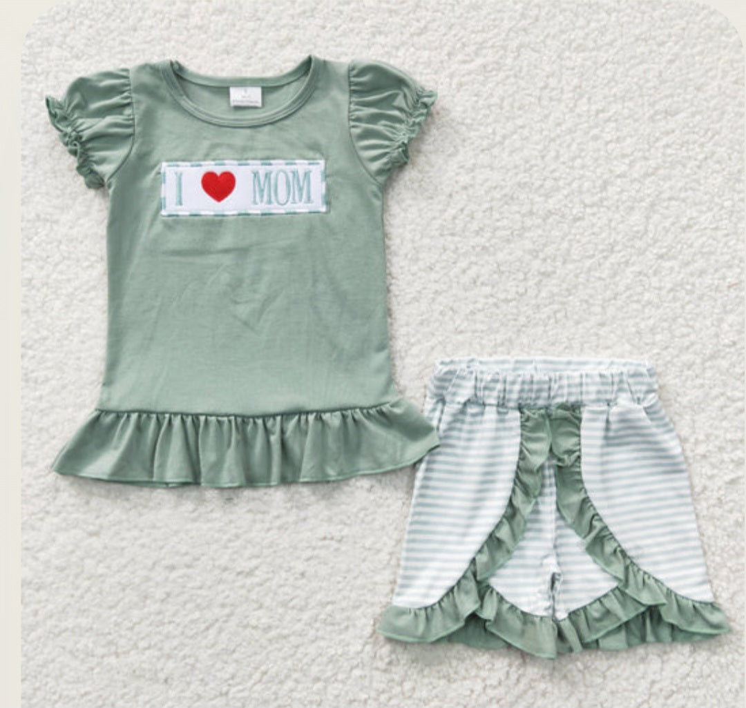 I ♡ mom girls short set