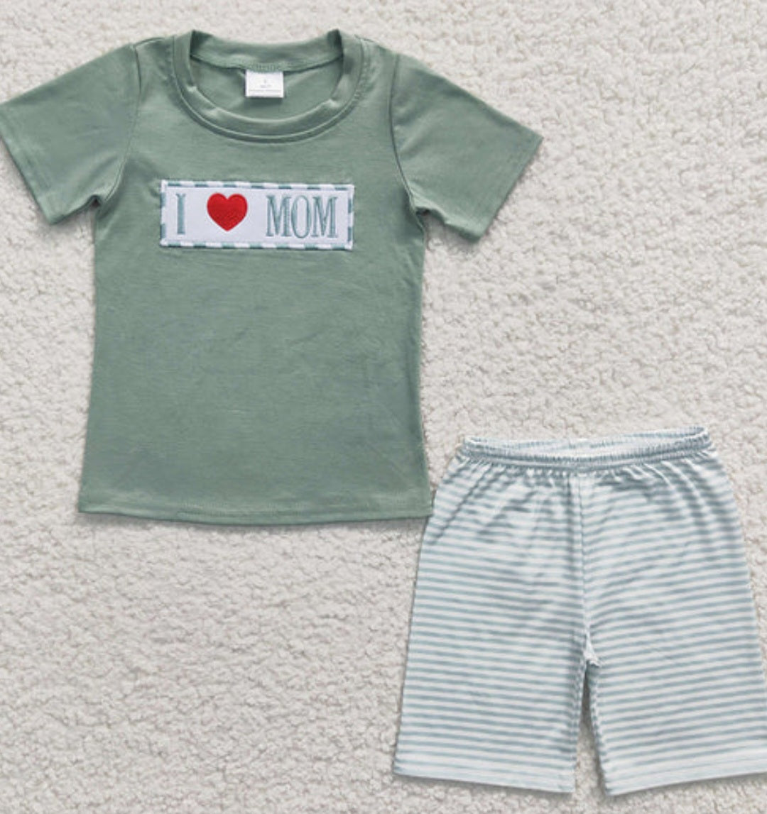 I ♡ mom boys short set