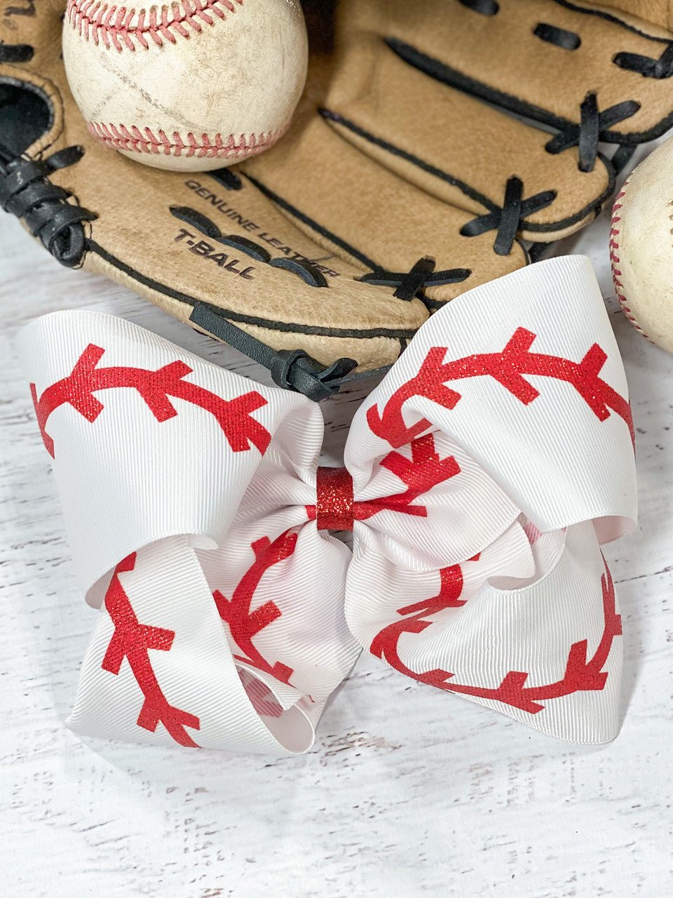 Baseball Stitch Classic Hair Bow | Large Alligator Clip – Texas Size 7"