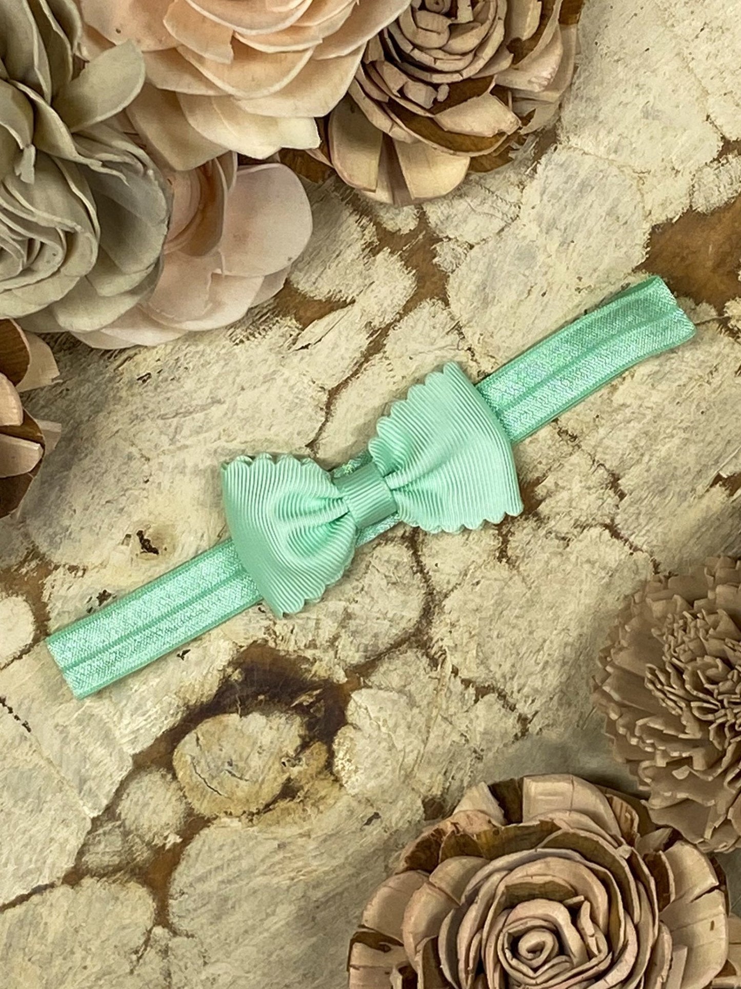 2.5" Bitty Scalloped Bow | Headband