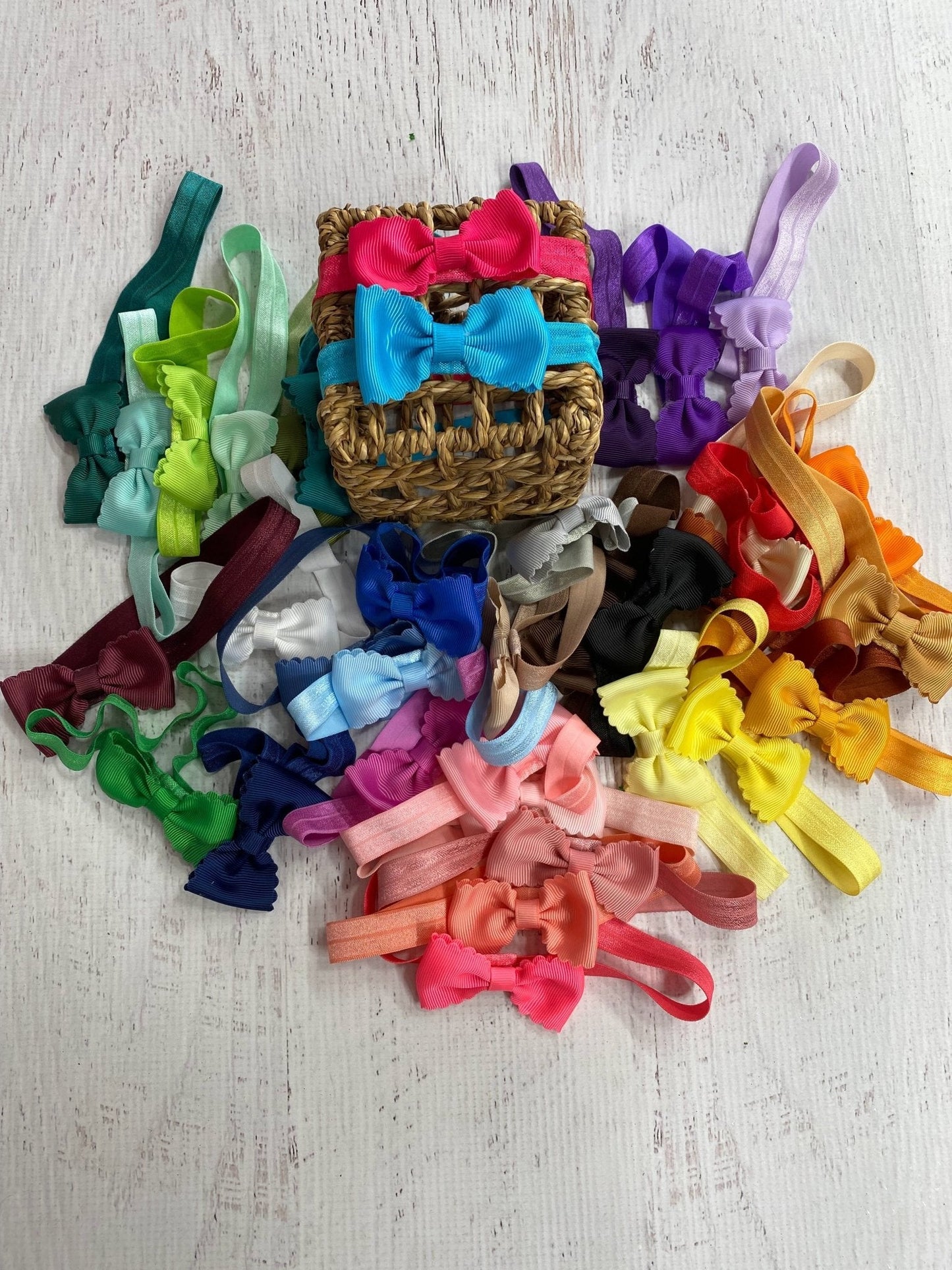 2.5" Bitty Scalloped Bow | Headband