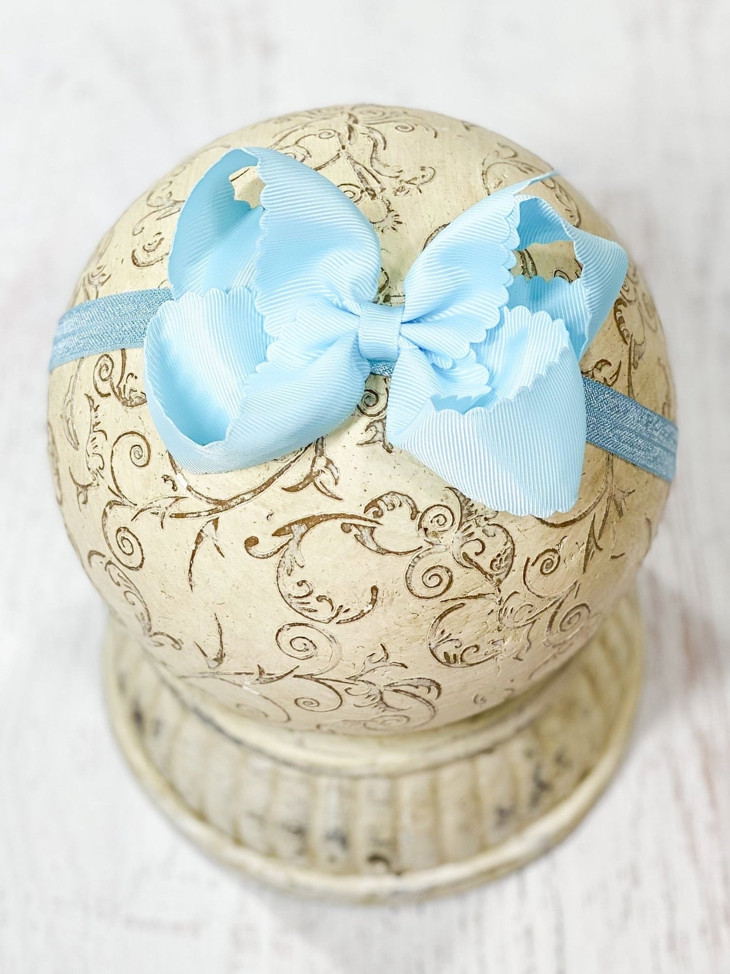 4.5" Classic Scalloped Hair Bow | Clip or Headband