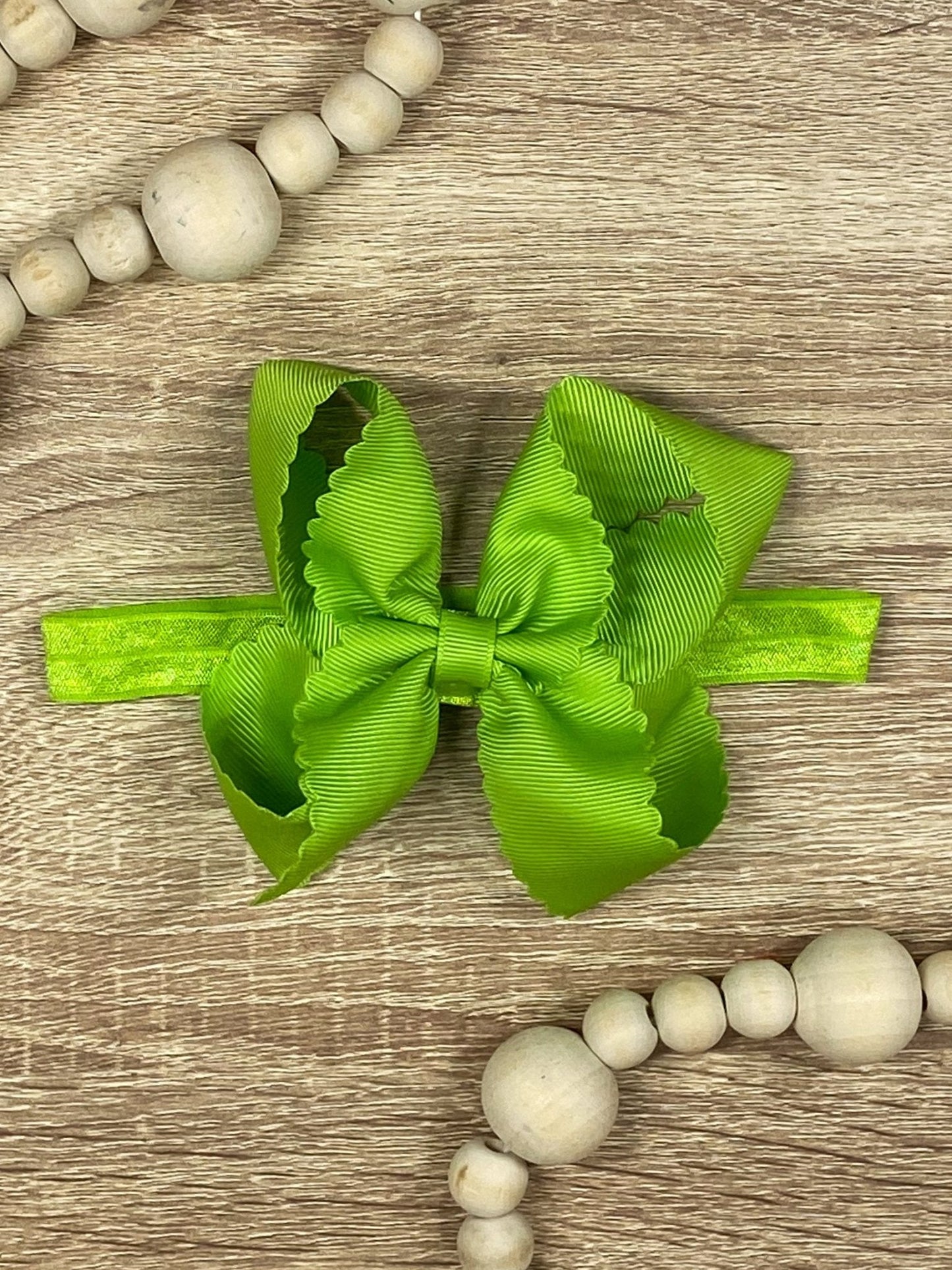 4.5" Classic Scalloped Hair Bow | Clip or Headband