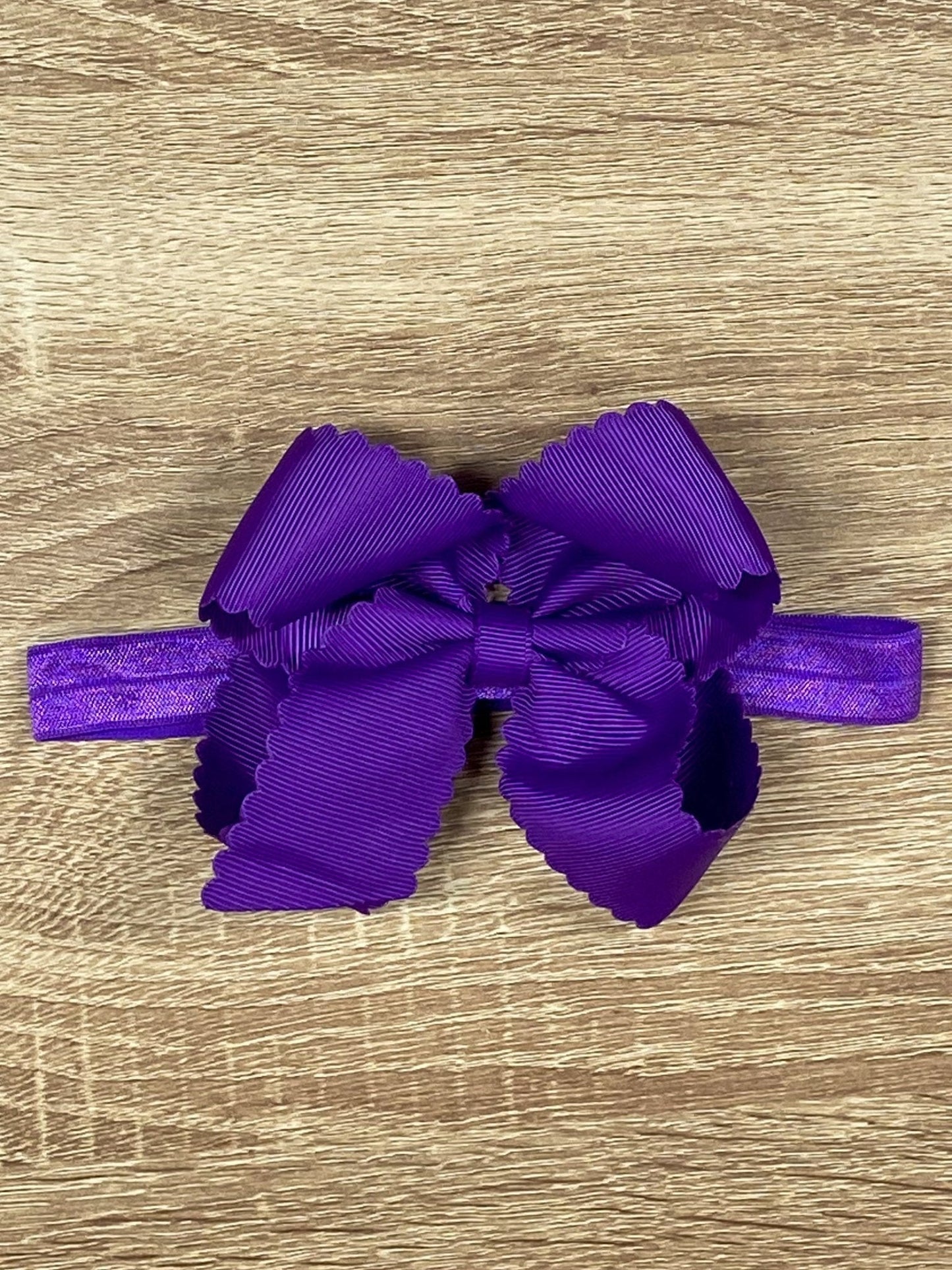4.5" Classic Scalloped Hair Bow | Clip or Headband