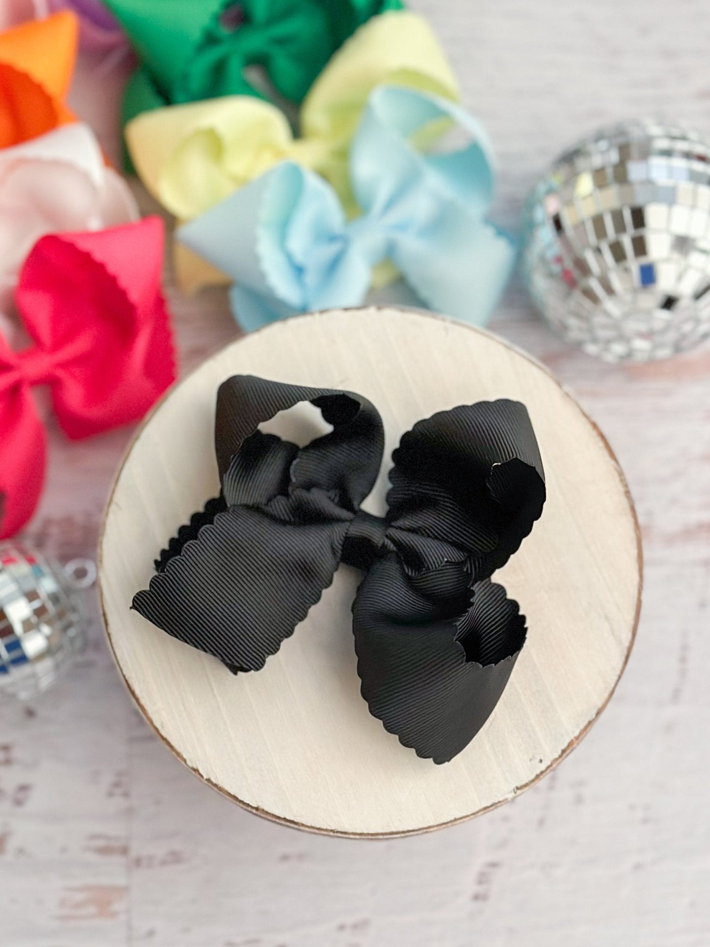 4.5" Classic Scalloped Hair Bow | Clip or Headband