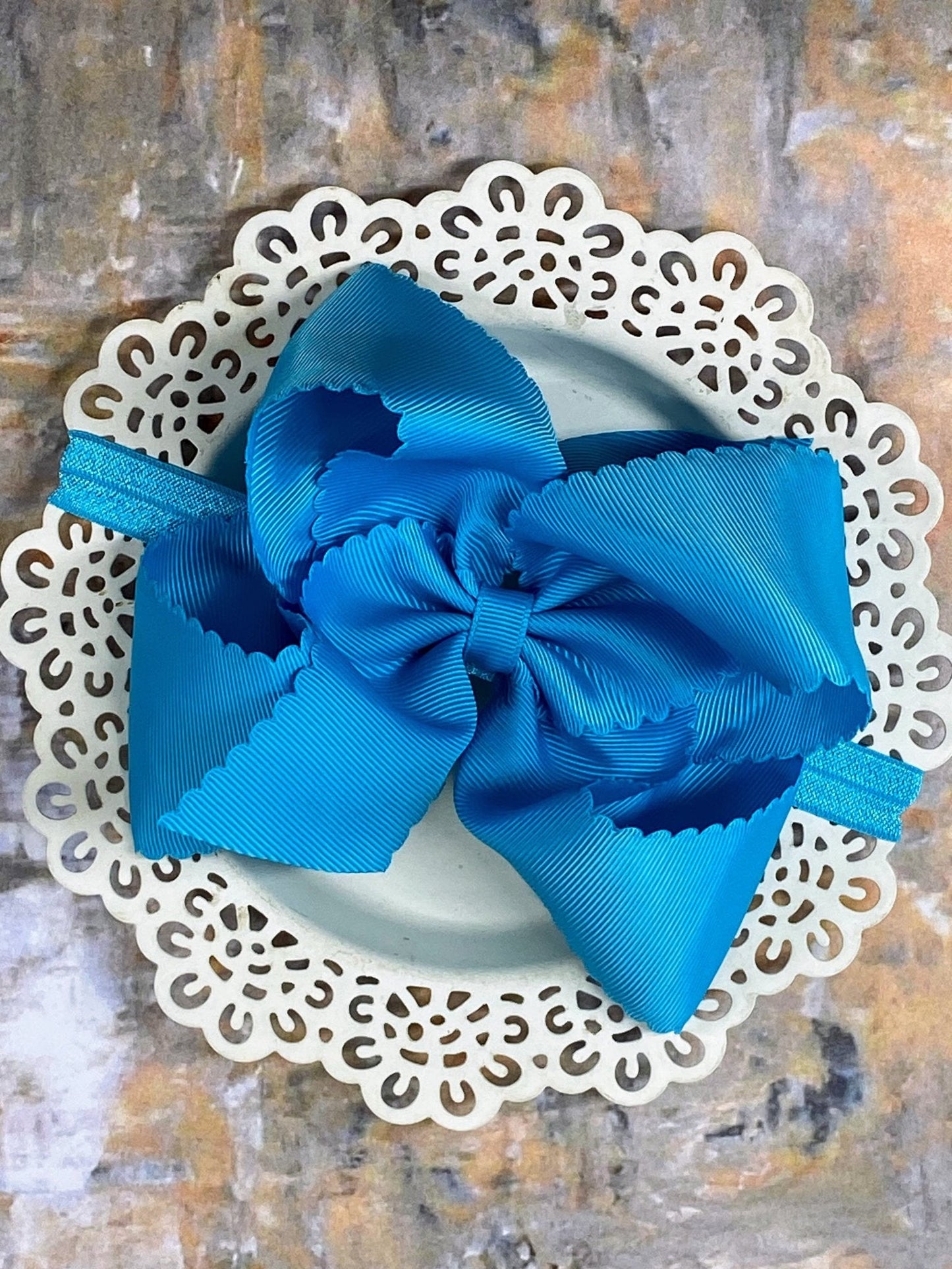 5.5" Oversize Scalloped Hair Bow | Clip or Headband