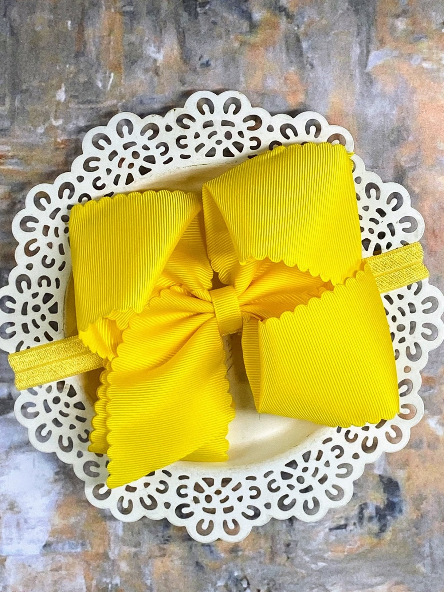 5.5" Oversize Scalloped Hair Bow | Clip or Headband