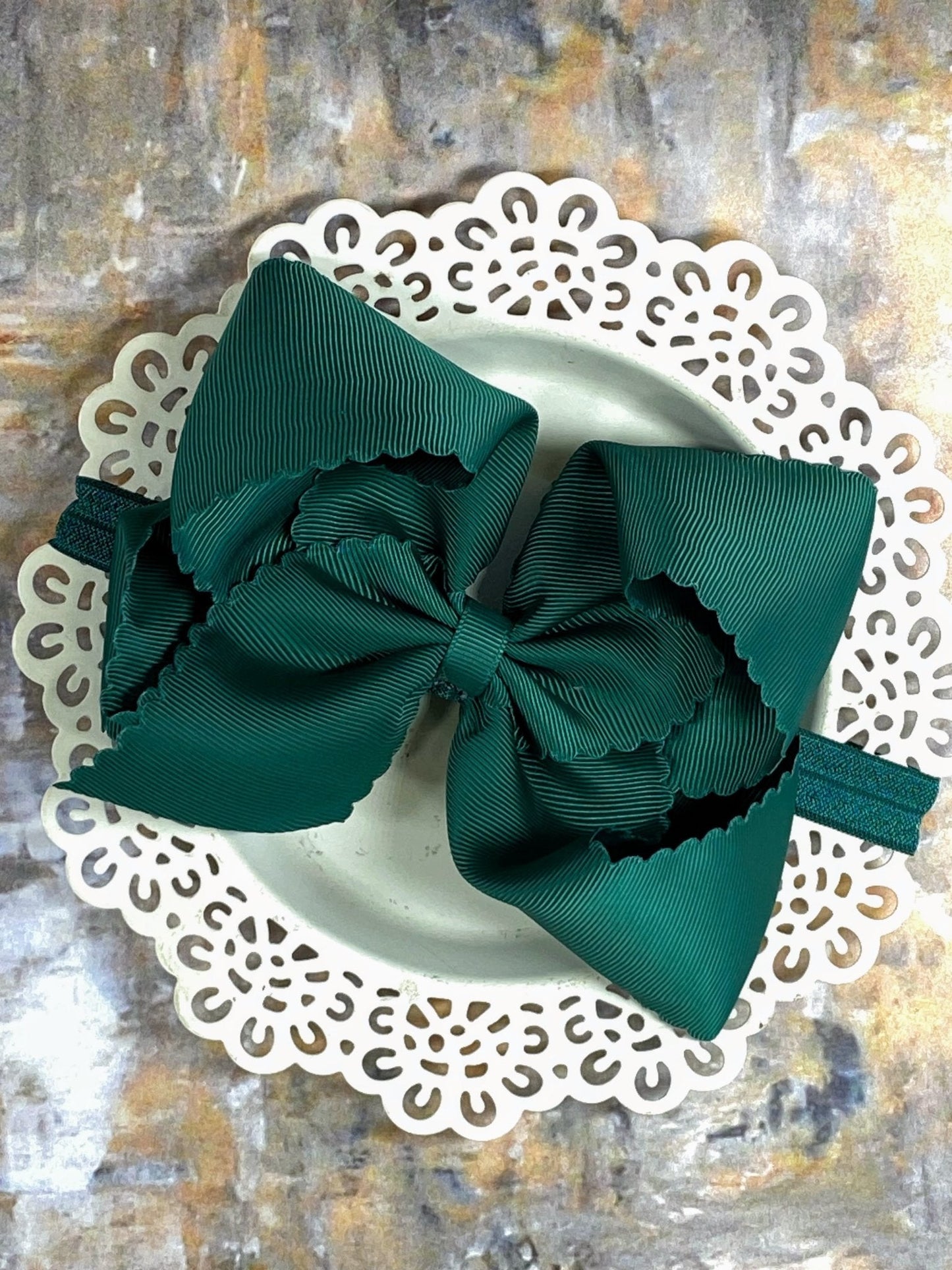 5.5" Oversize Scalloped Hair Bow | Clip or Headband
