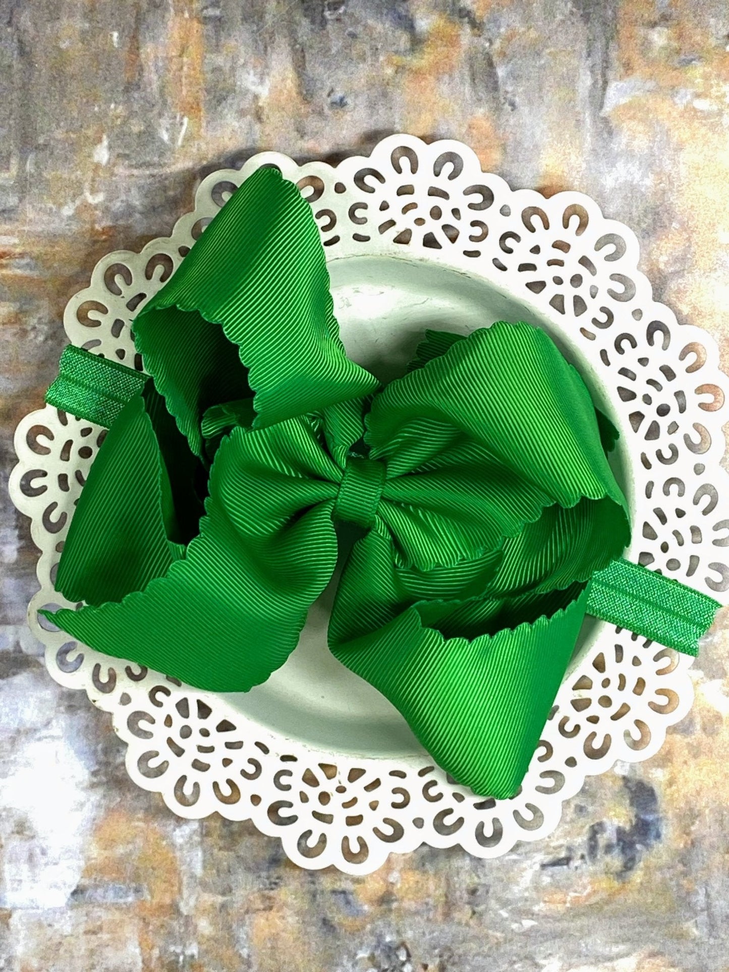 5.5" Oversize Scalloped Hair Bow | Clip or Headband