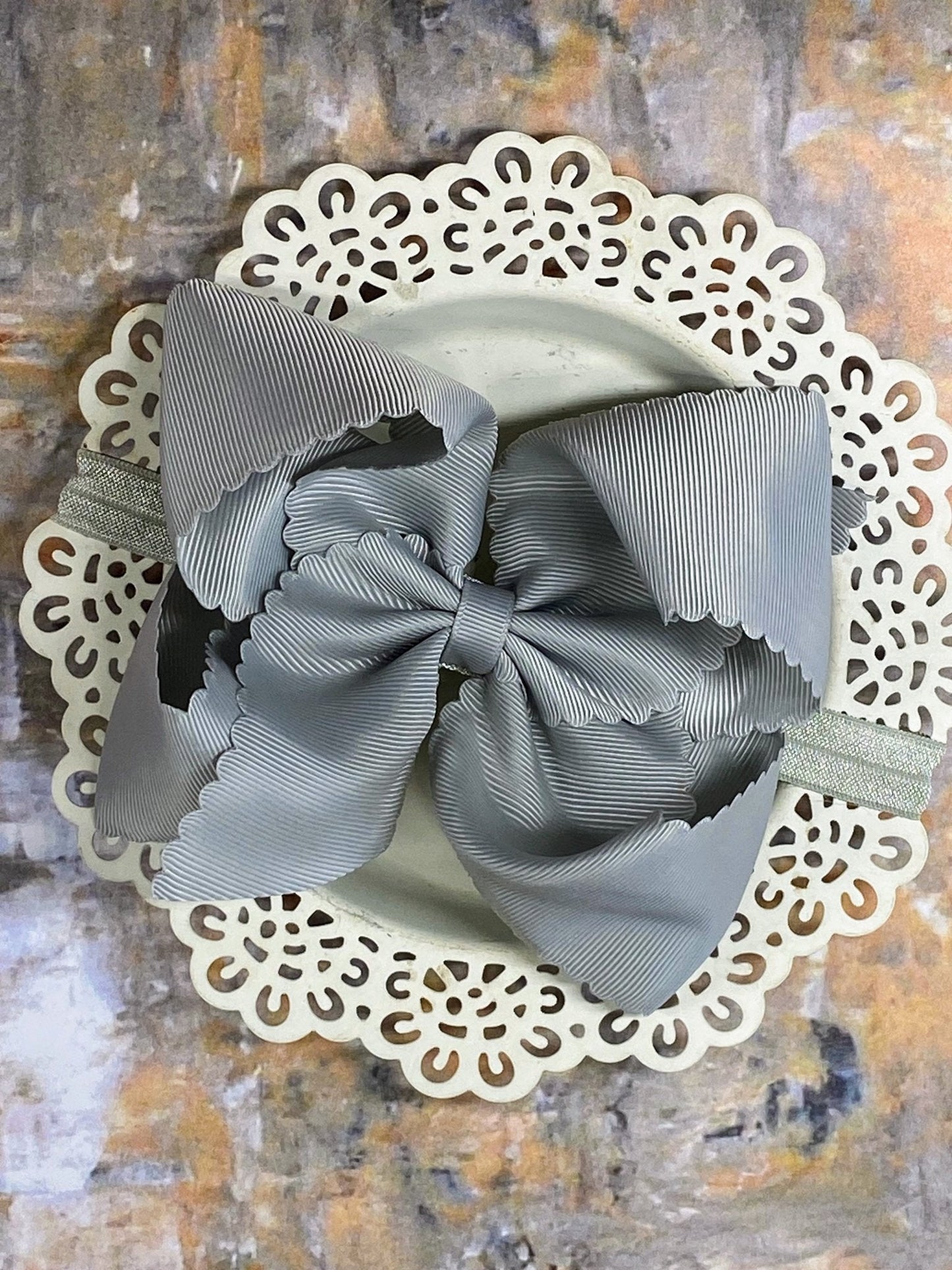 5.5" Oversize Scalloped Hair Bow | Clip or Headband