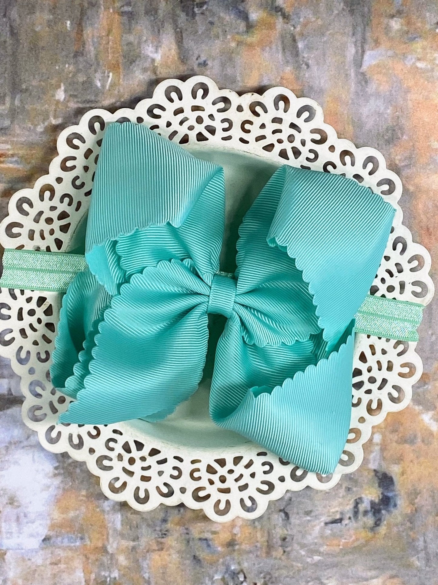 5.5" Oversize Scalloped Hair Bow | Clip or Headband