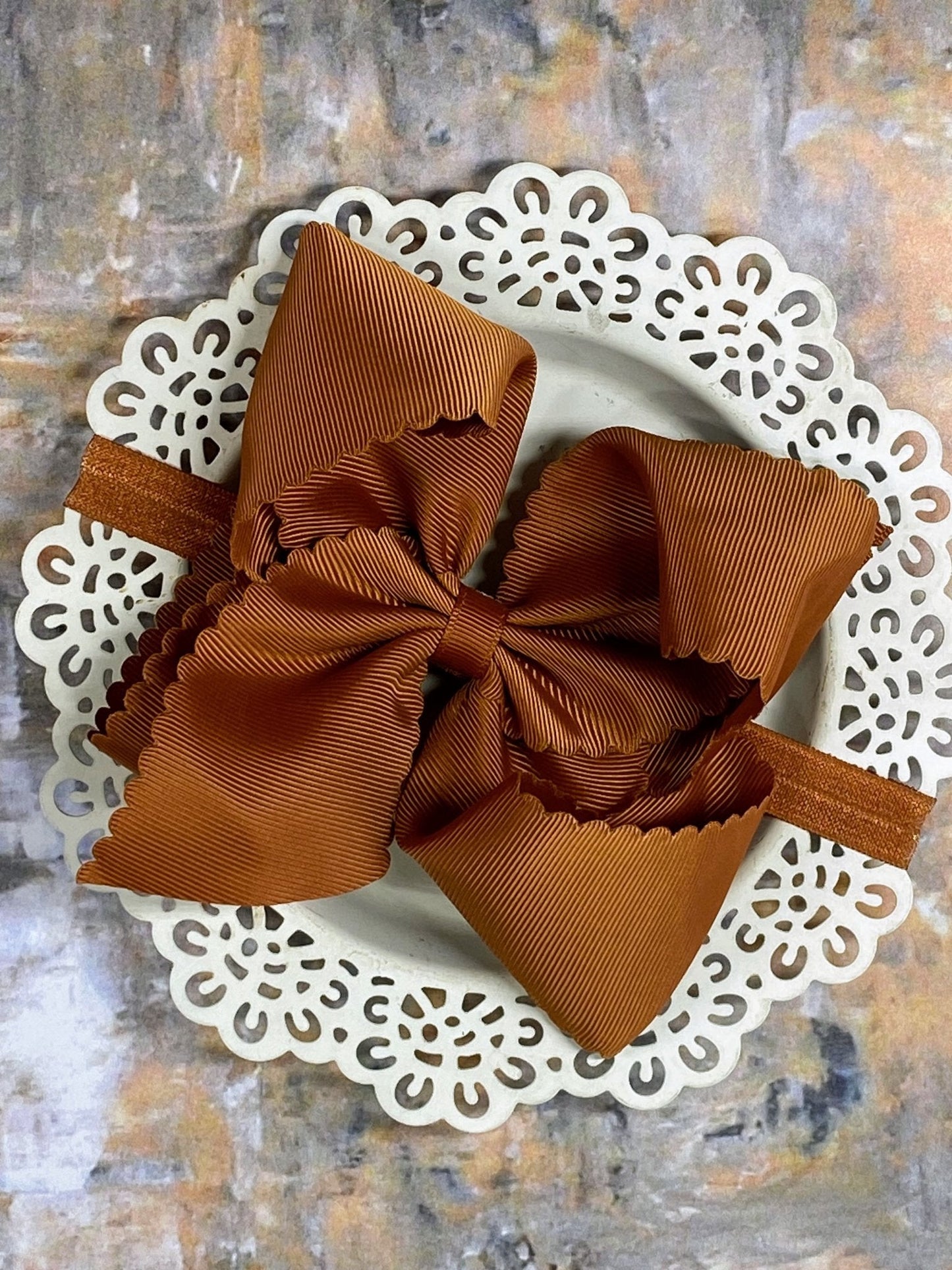 5.5" Oversize Scalloped Hair Bow | Clip or Headband