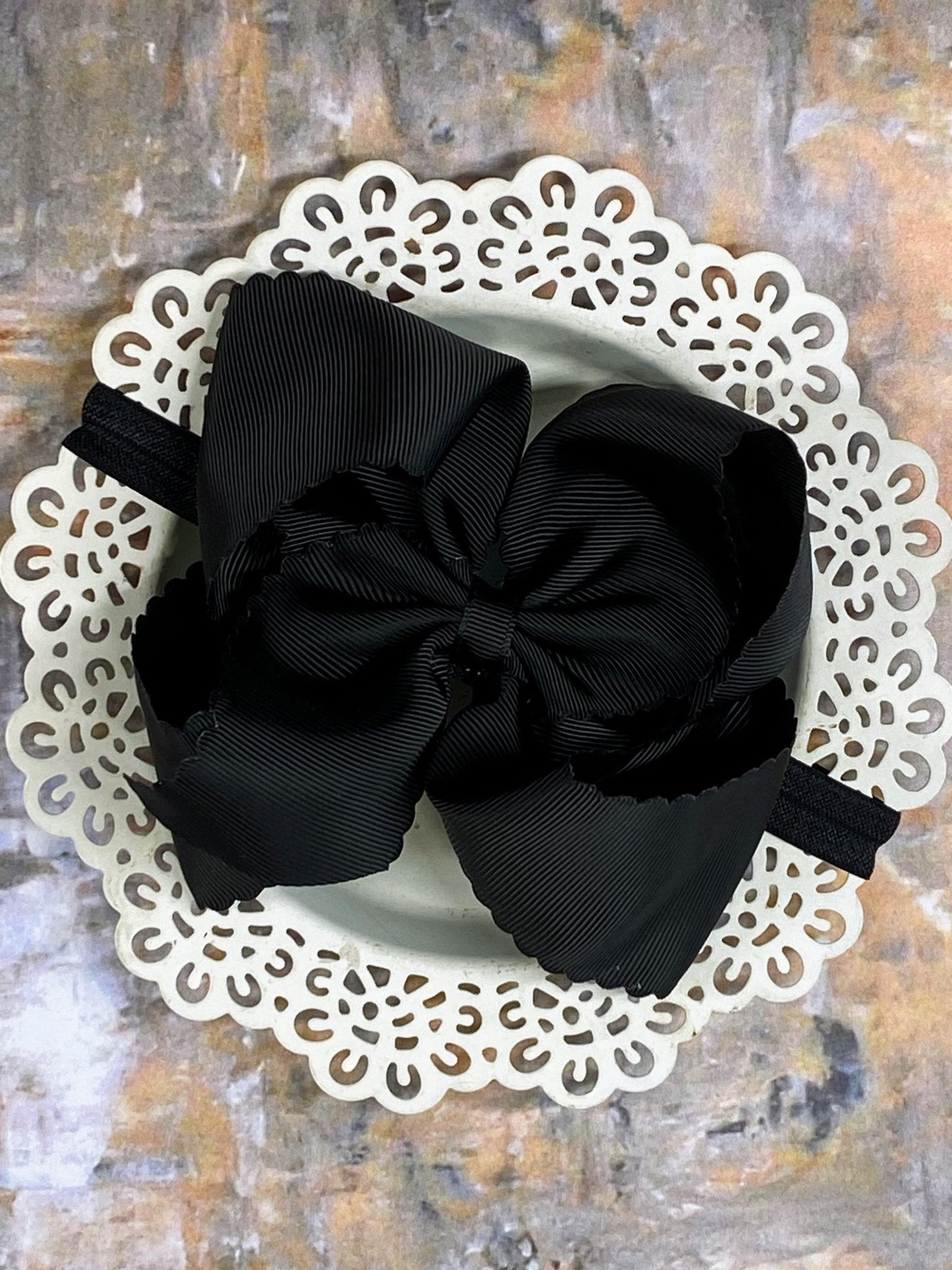 5.5" Oversize Scalloped Hair Bow | Clip or Headband