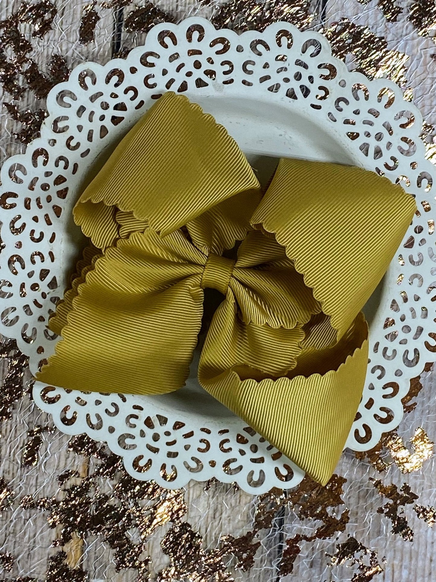 5.5" Oversize Scalloped Hair Bow | Clip or Headband