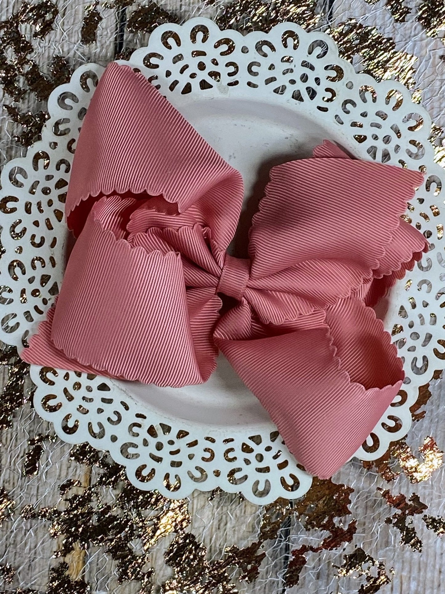 5.5" Oversize Scalloped Hair Bow | Clip or Headband